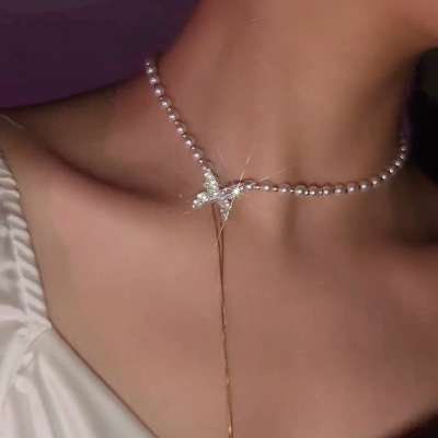 Collier Avec Pendentif Papillon Scintillant